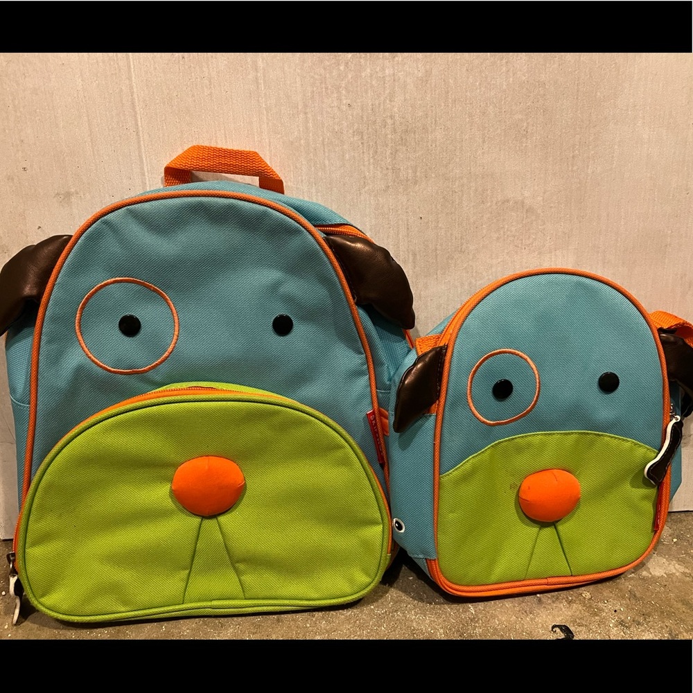 Skip hop toddler Zoo Little Kid Puppy backpack & Lunchbox are brand new.